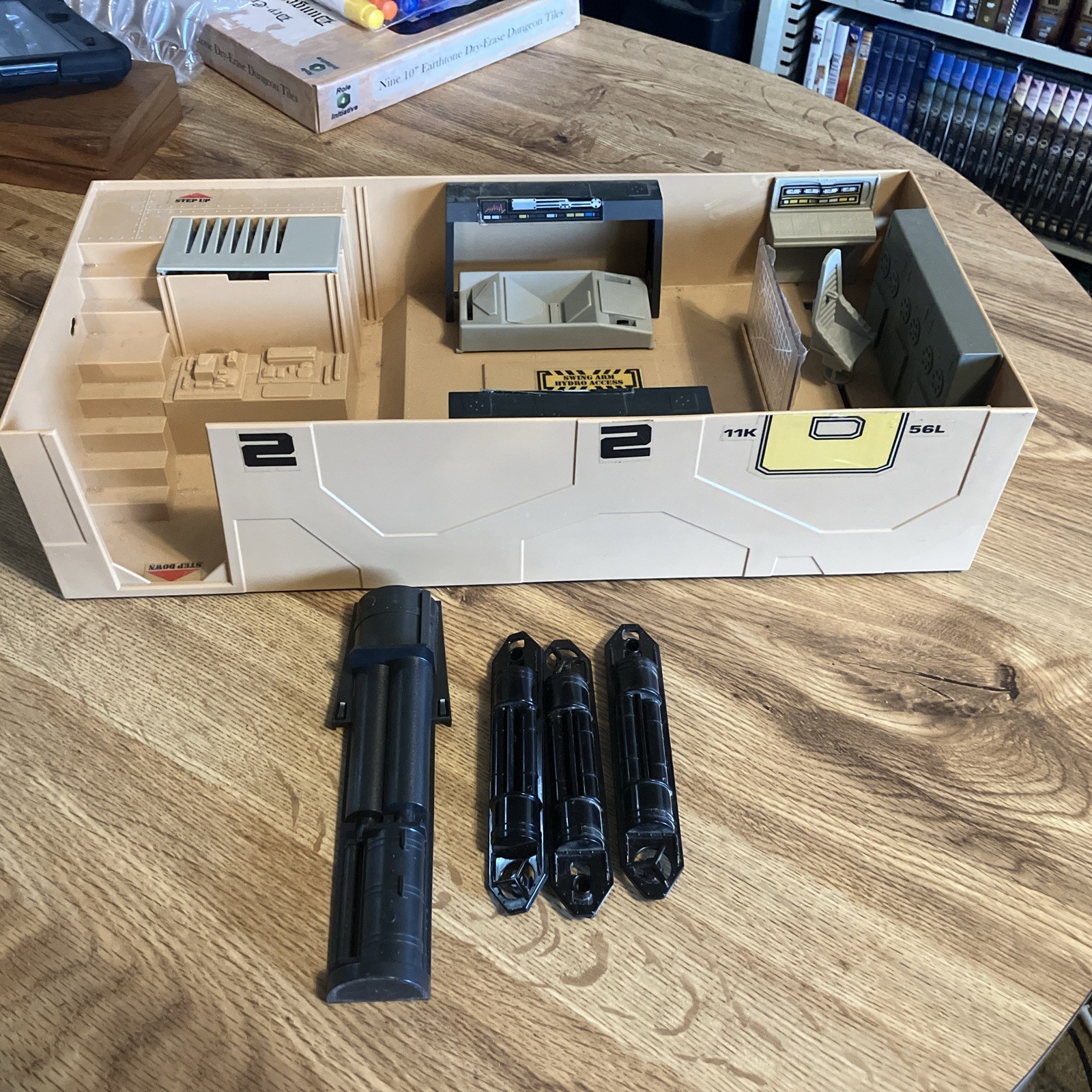 Vintage GI Joe 1987 Mobile Command Center Center #2 Level  Vintage GI Joe 1987 Mobile Command Center Center #2 Level 