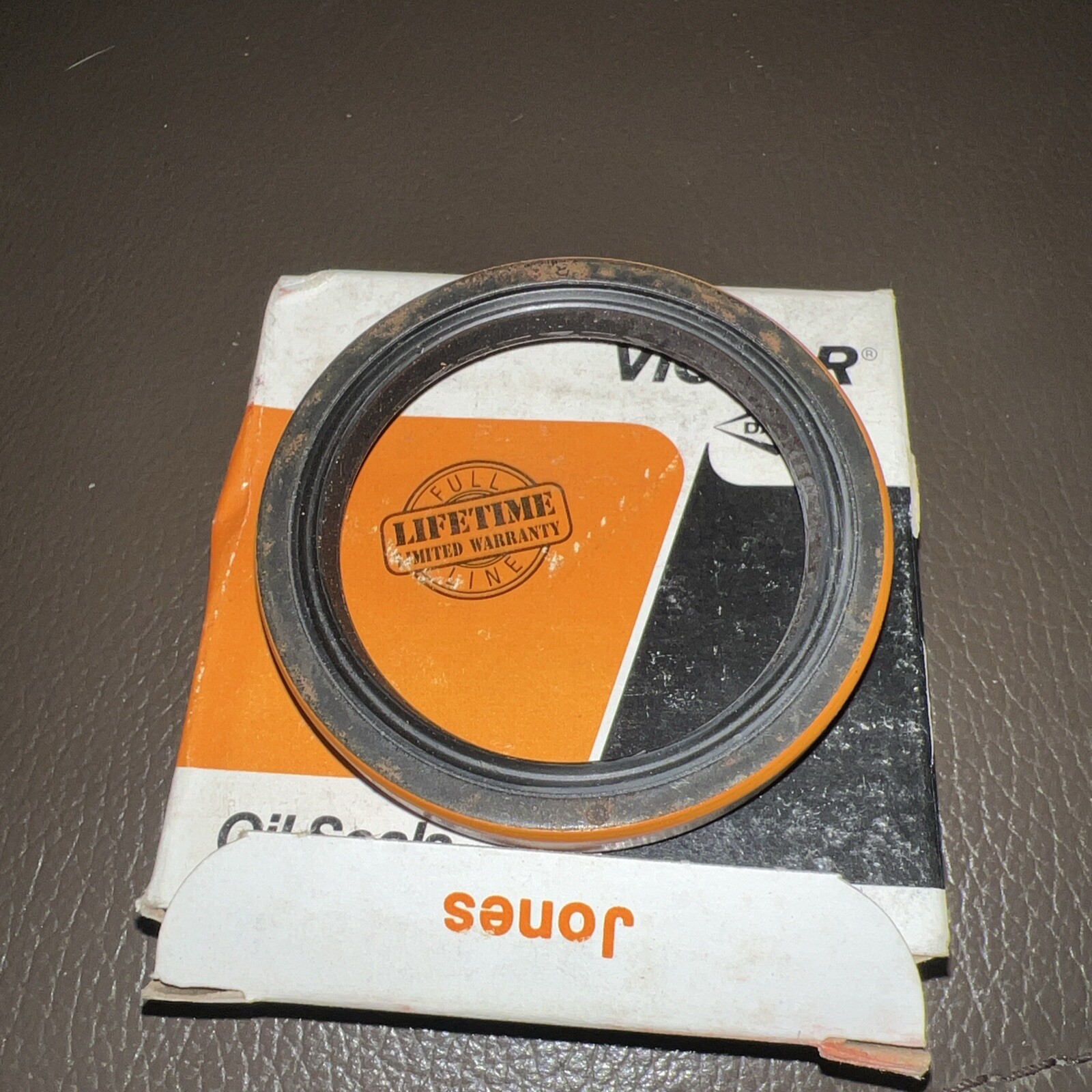 Victor 46487 / 19757 Wheel Seal-FWD Front New In The Box F+S