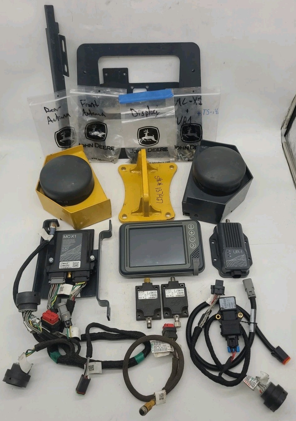 Topcon Deere SmartGrade Crawler Dozer w/ GX-55, MC-X1, Dual GR-i3, UR-1, Mounts•