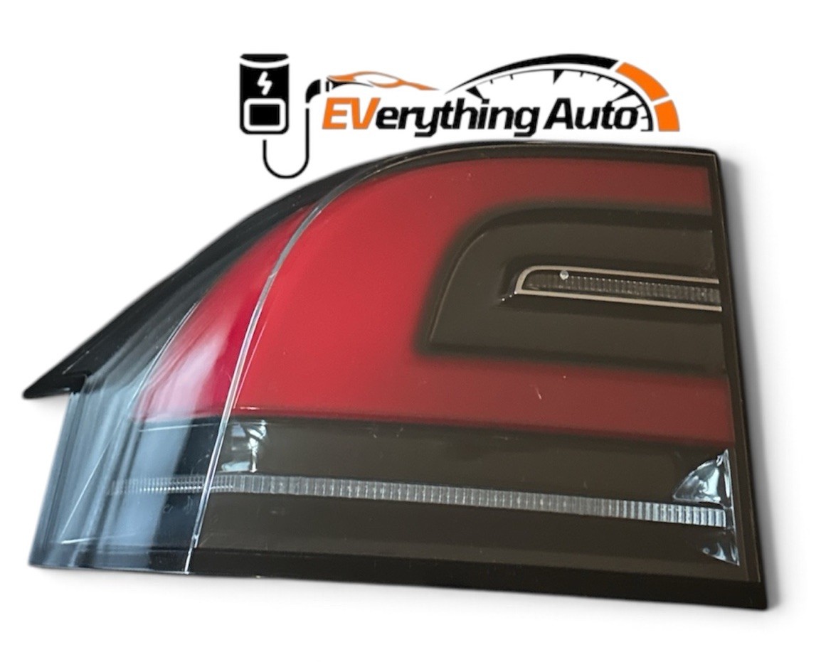 2016-2020 TESLA MODEL X REAR  LEFT LH DRIVER SIDE TAIL LIGHT - 1034332-A OEM