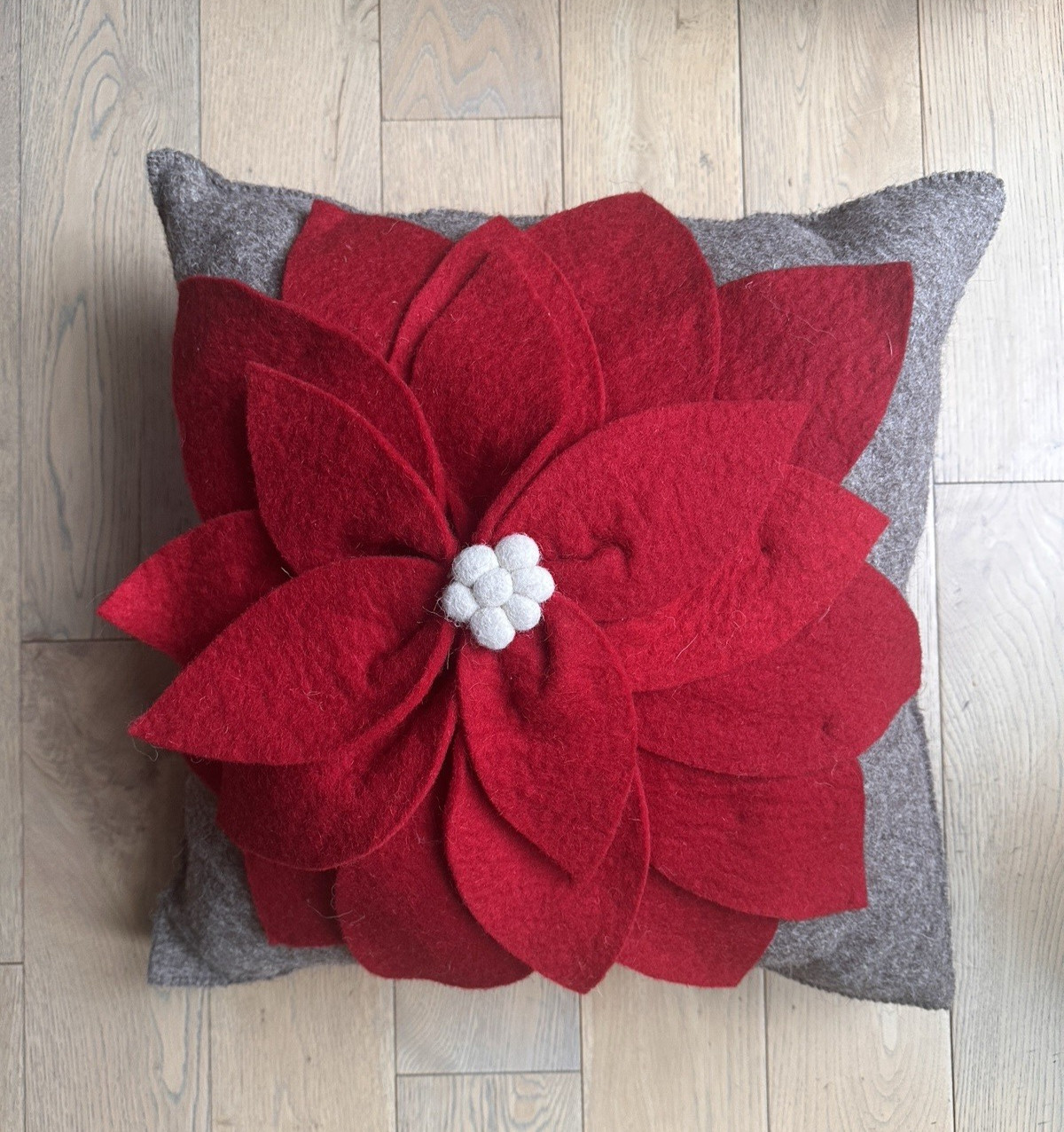 Arcadia Home Wool Pillow Poinsetta Red Felt Flower Christmas Holiday Decor 20” Arcadia Home Wool Pillow Poinsetta Red Felt Flower Christmas Holiday Decor 20”