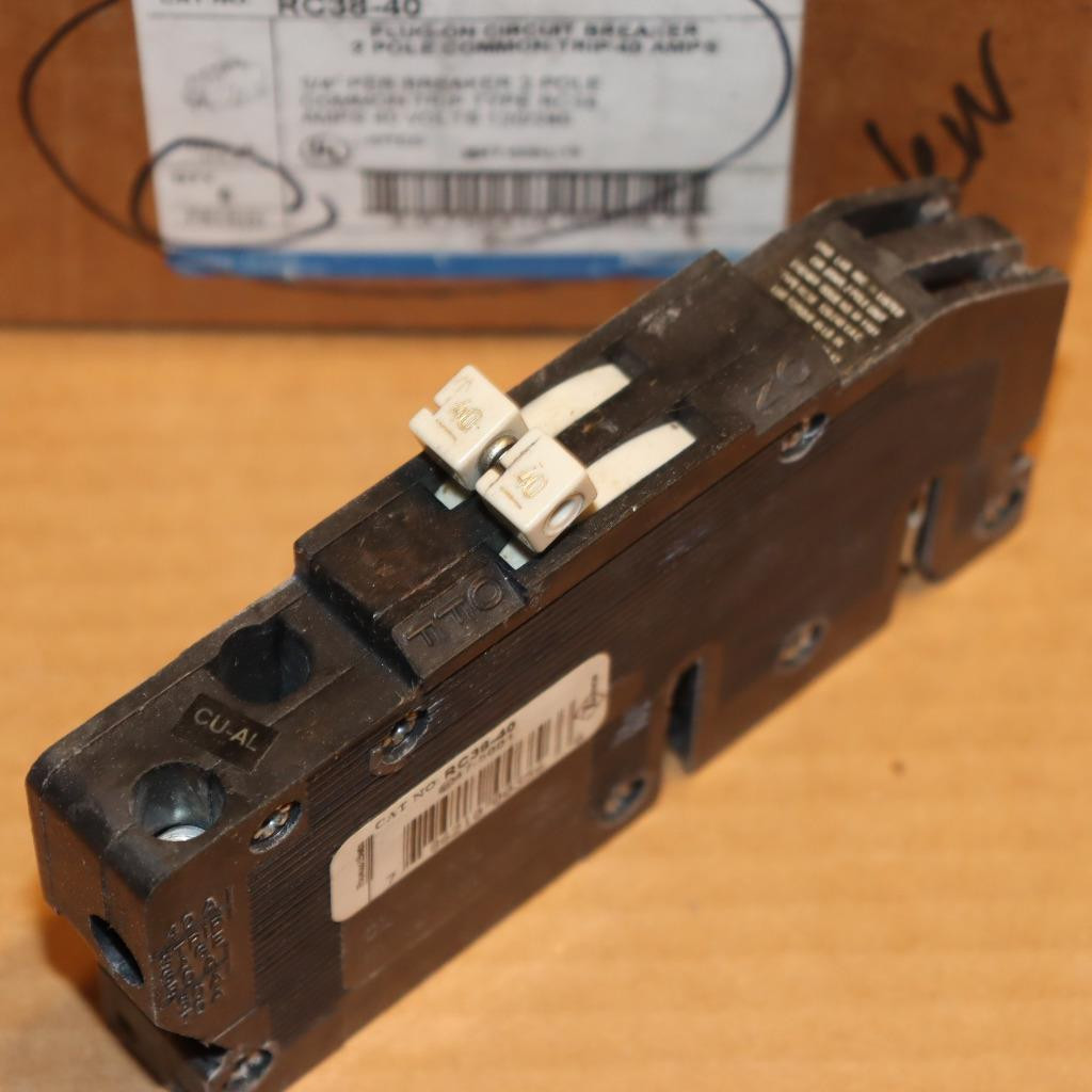 One New Sylvania Zinsco Thomas Betts RC38-40 2 Pole 40 Amp Breaker More Avail