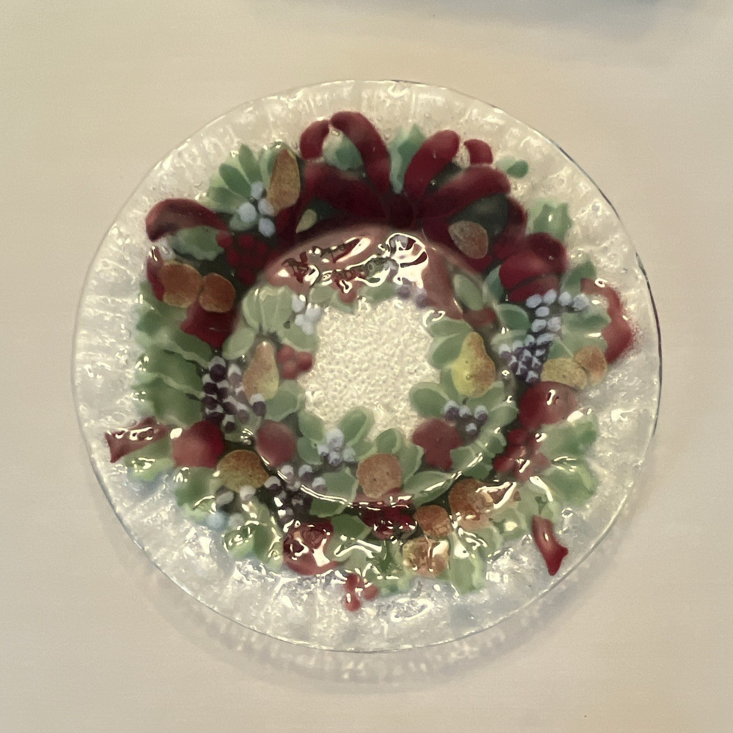 Peggy Karr 8 1/2”Glass Holiday Decorative Plate, Fruit Pattern, Red Green Purple