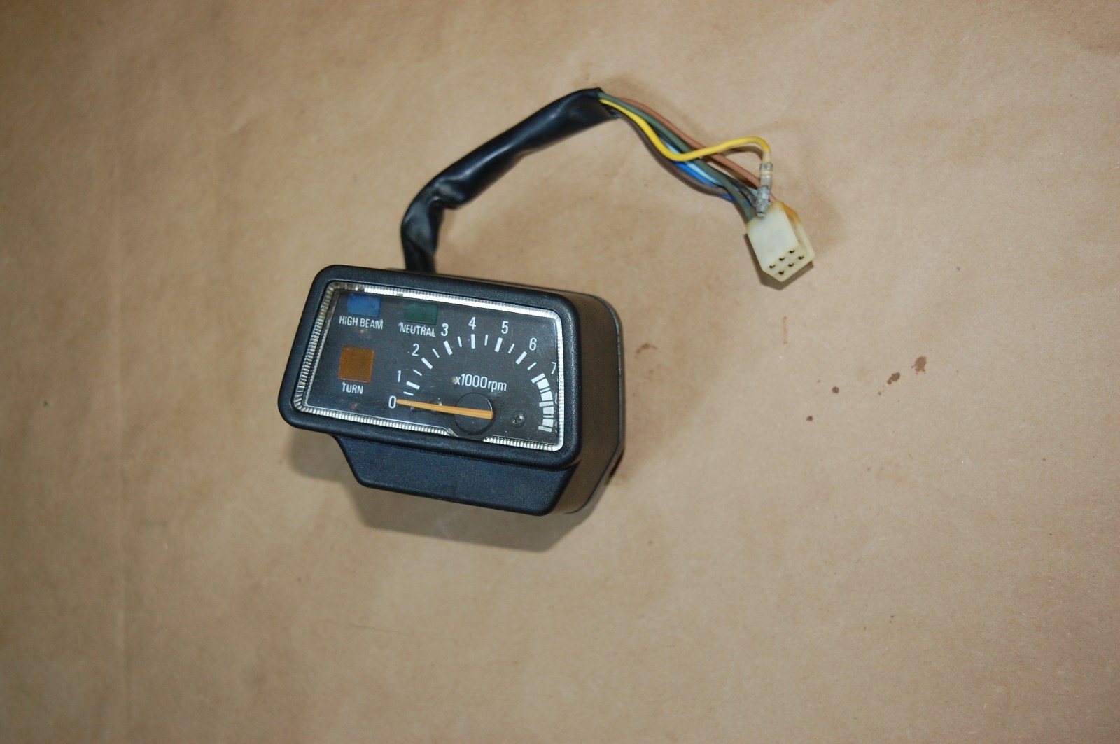 1982 - 83 YAMAHA XT550 TACHOMETER WORKS 1982 - 83 YAMAHA XT550 TACHOMETER WORKS