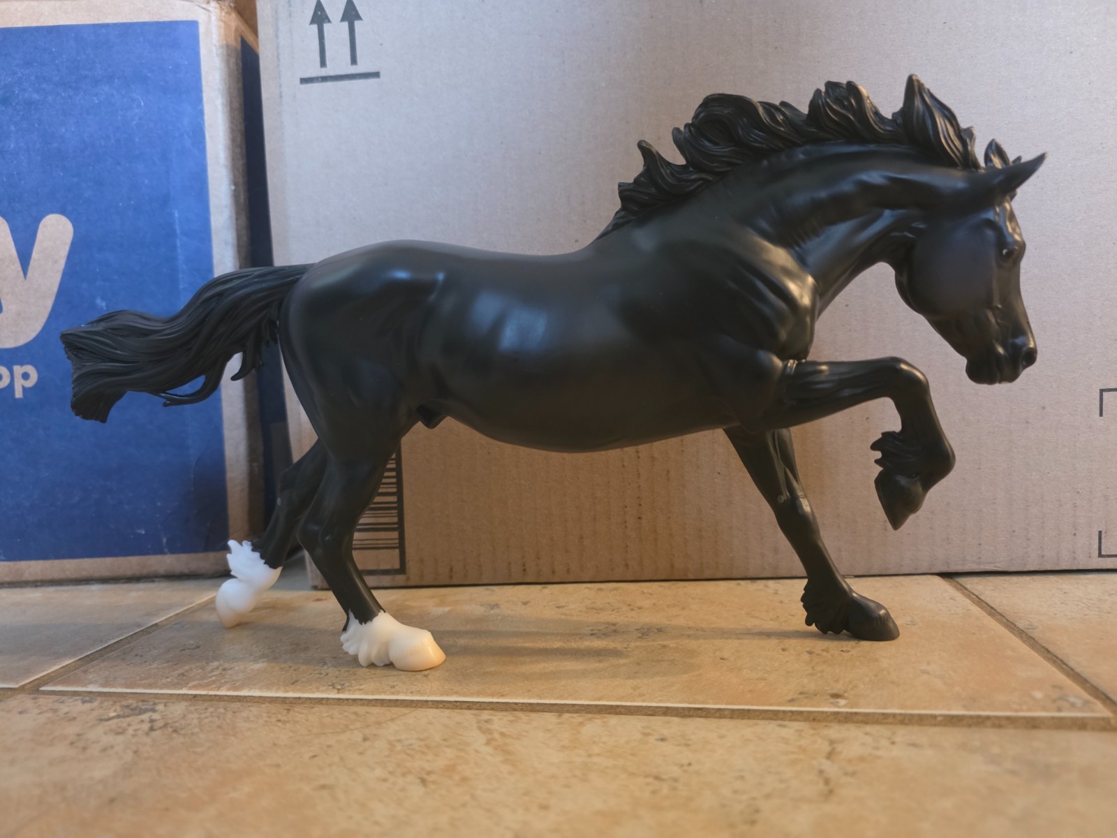 Breyer 2025 Breyerfest Limited Edition Halcyonia Night Life Breyer 2025 Breyerfest Limited Edition Halcyonia Night Life