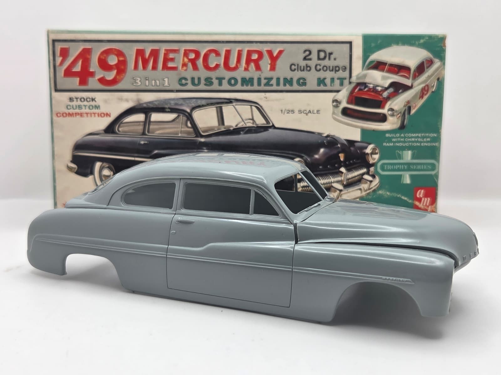 Vintage AMT 1949 Mercury 2 Dr Club Coupe 3-in-1 Unbuilt Model Kit 1/25 Vintage AMT 1949 Mercury 2 Dr Club Coupe 3-in-1 Unbuilt Model Kit 1/25
