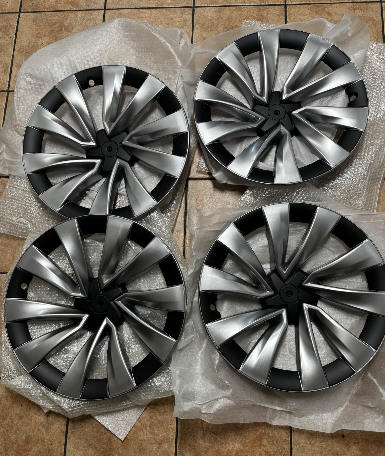 4PC 20in Wheel Rim Protectors Fits 2025-2026 Tesla Model Y Juniper Silver Black