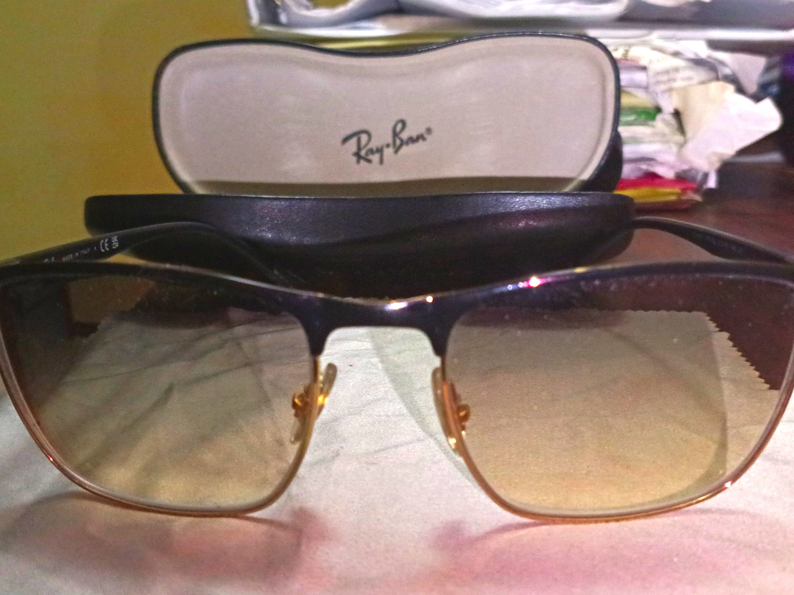 Ray-Ban Men\'s Rectangular Sunglasses Black Metal Frame Brown Gradient Lenses