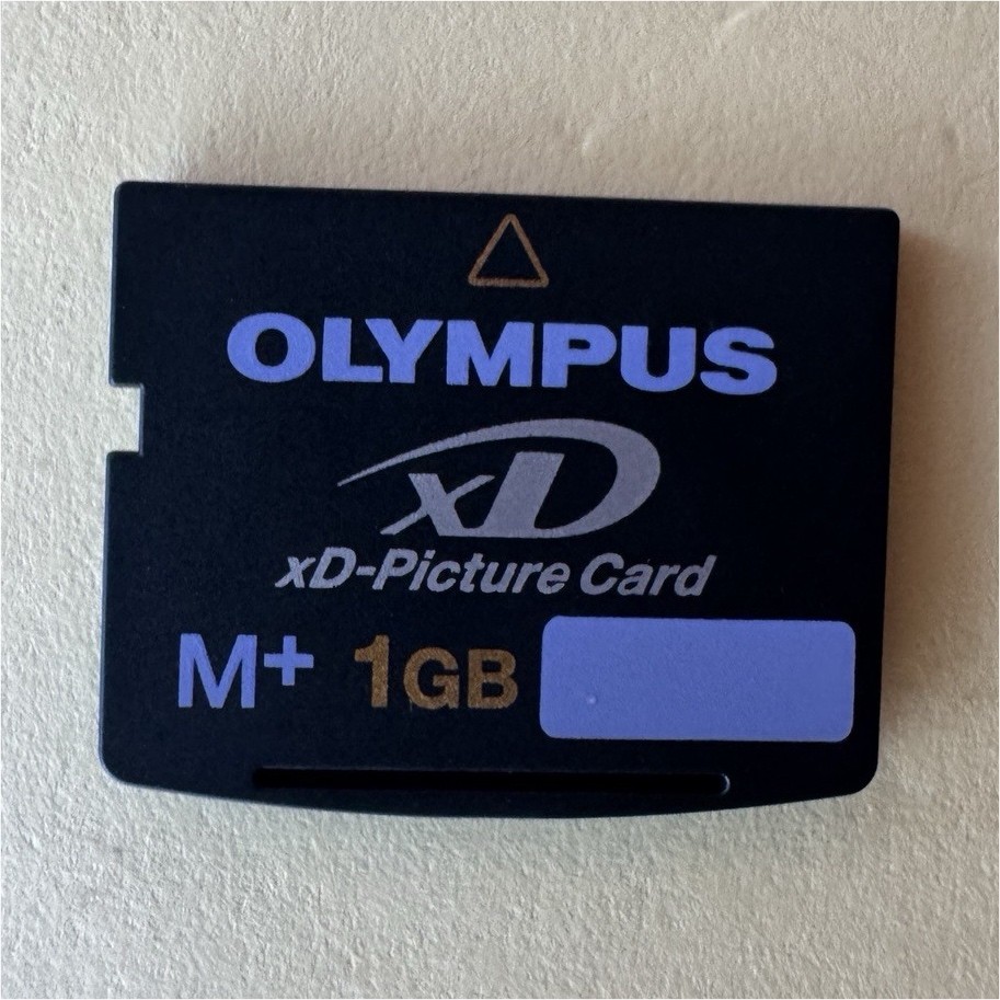 Olympus xD-Picture Card M+ 1GB High Capacity Class 10 Memory Card MXD1GMP