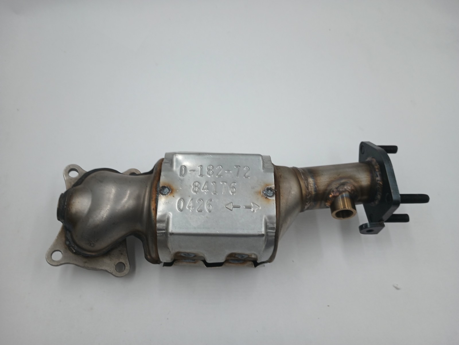 NEW WALKER 84176 CALCAT CARB CATALYTIC CONVERTER DIRECT FIT RIGHT PASSENGER SIDE