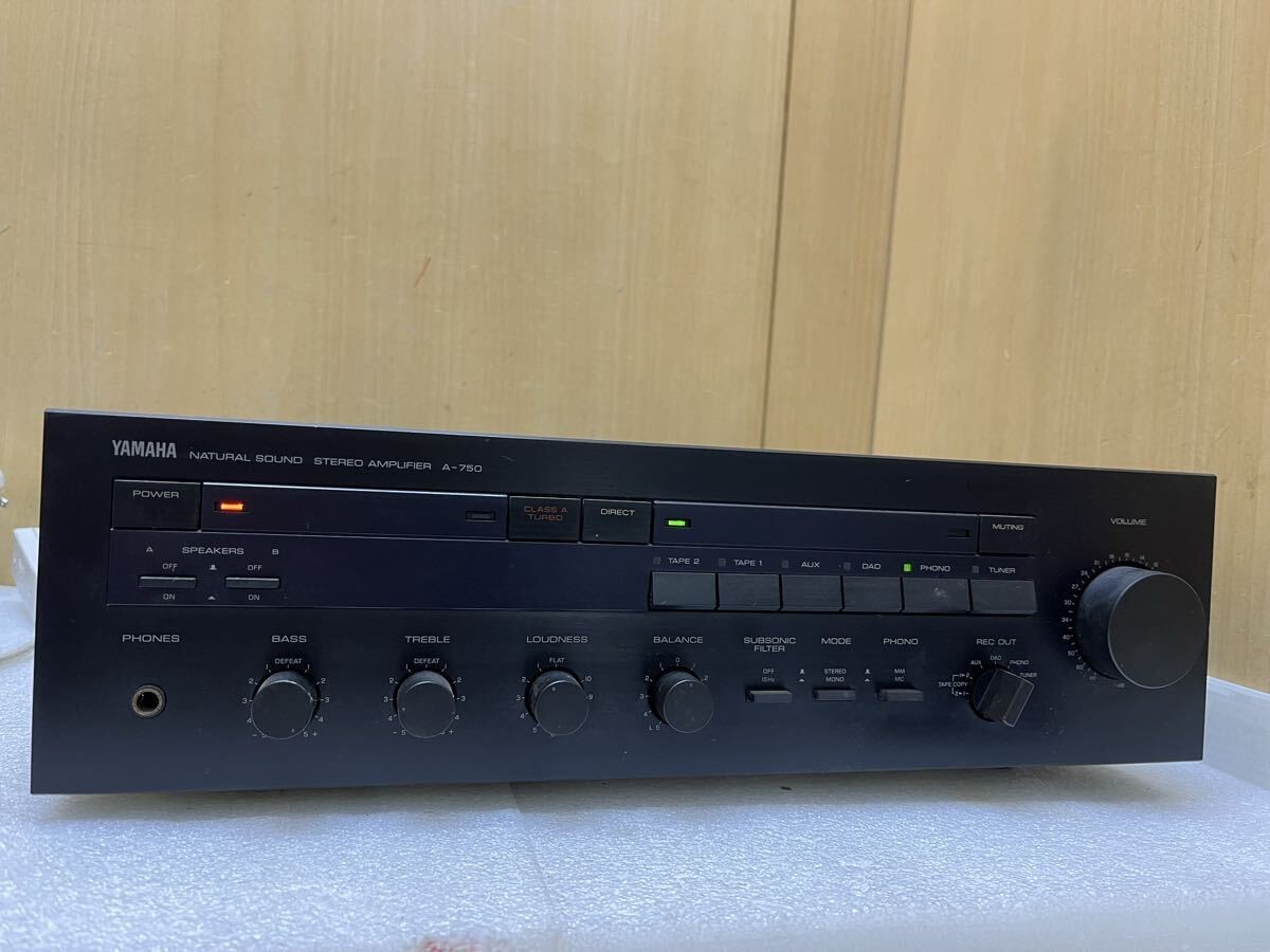 YAMAHA A-750 Natural Sound Stereo Integrated Amplifier Tested Working Japan