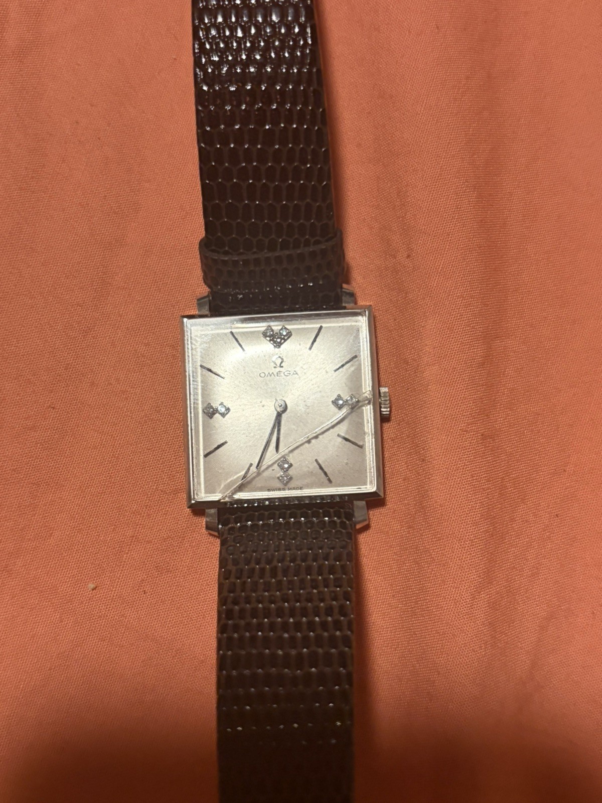 Vintage Omega 620 / D6624 Solid 14k White Gold Diamond Dial Watch