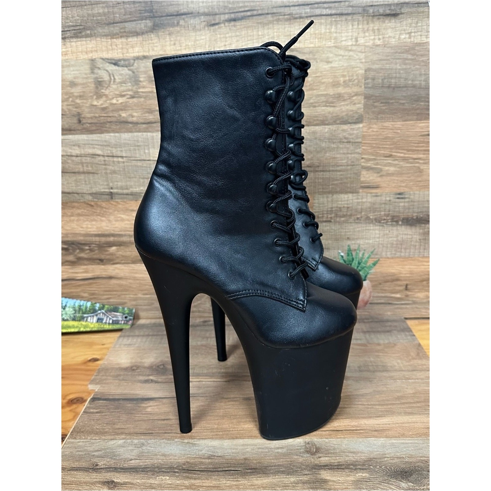 Pleaser Flamingo 1020 black leather platform heels size 7 exotic dancer Pleaser Flamingo 1020 black leather platform heels size 7 exotic dancer