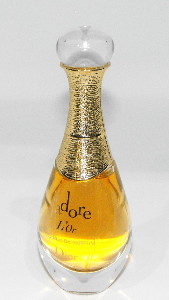 J\'ADORE L\'OR ESSENCE de Parfum Spray by Dior 1.3oz 40ml