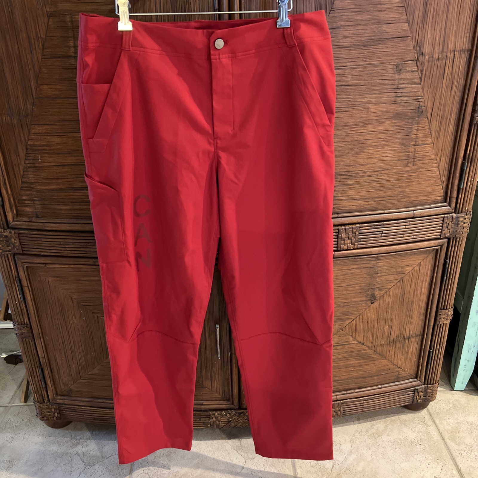Lululemon Team Canada Carpenter Pant Men’s (unisex) Size 34 Sport Lululemon Team Canada Carpenter Pant Men’s (unisex) Size 34 Sport