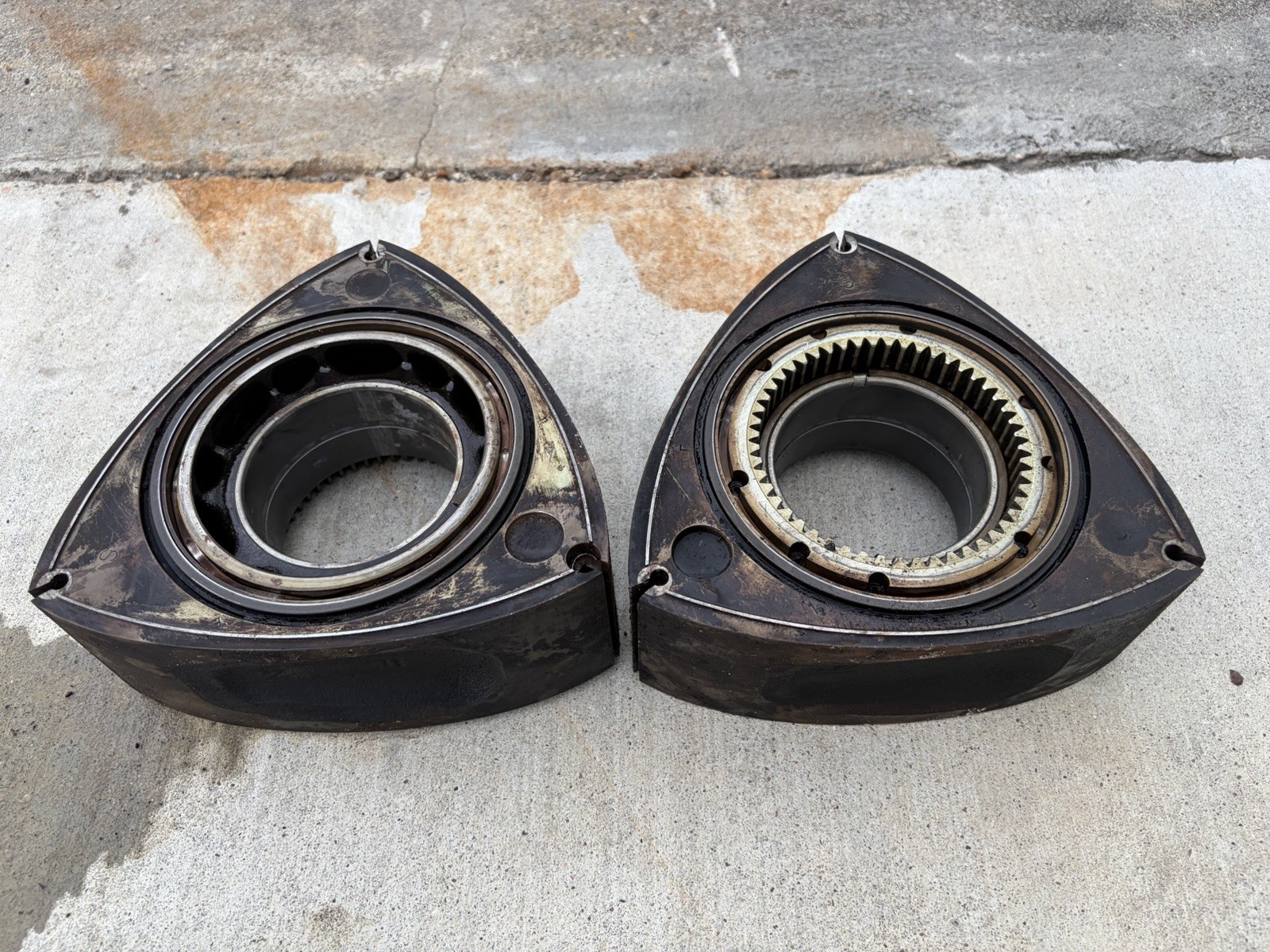12A Rotary Engine Rotor set Mazda RX7 FB 83-85 FN 12A Rotary Engine Rotor set Mazda RX7 FB 83-85 FN