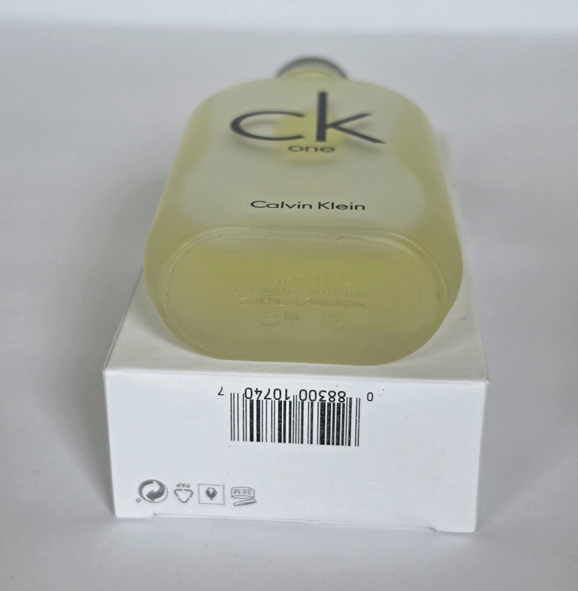Calvin Klein CK One Eau de Toilette Spray, Regular Size 3.3 fl oz / 100 ml