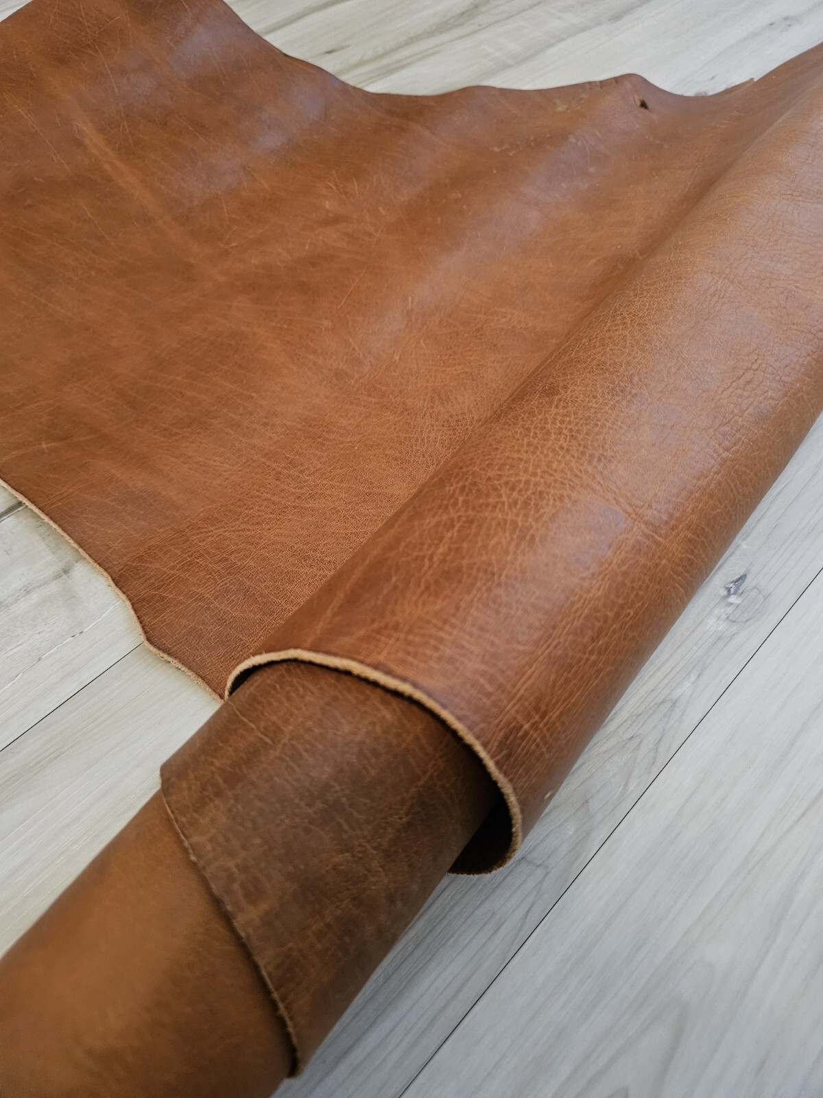4-5oz VEG TAN SADDLE TAN LEATHER MEDIUM FIRM FULL GRAIN HOLSTER,SEATHS 8-9+sqf