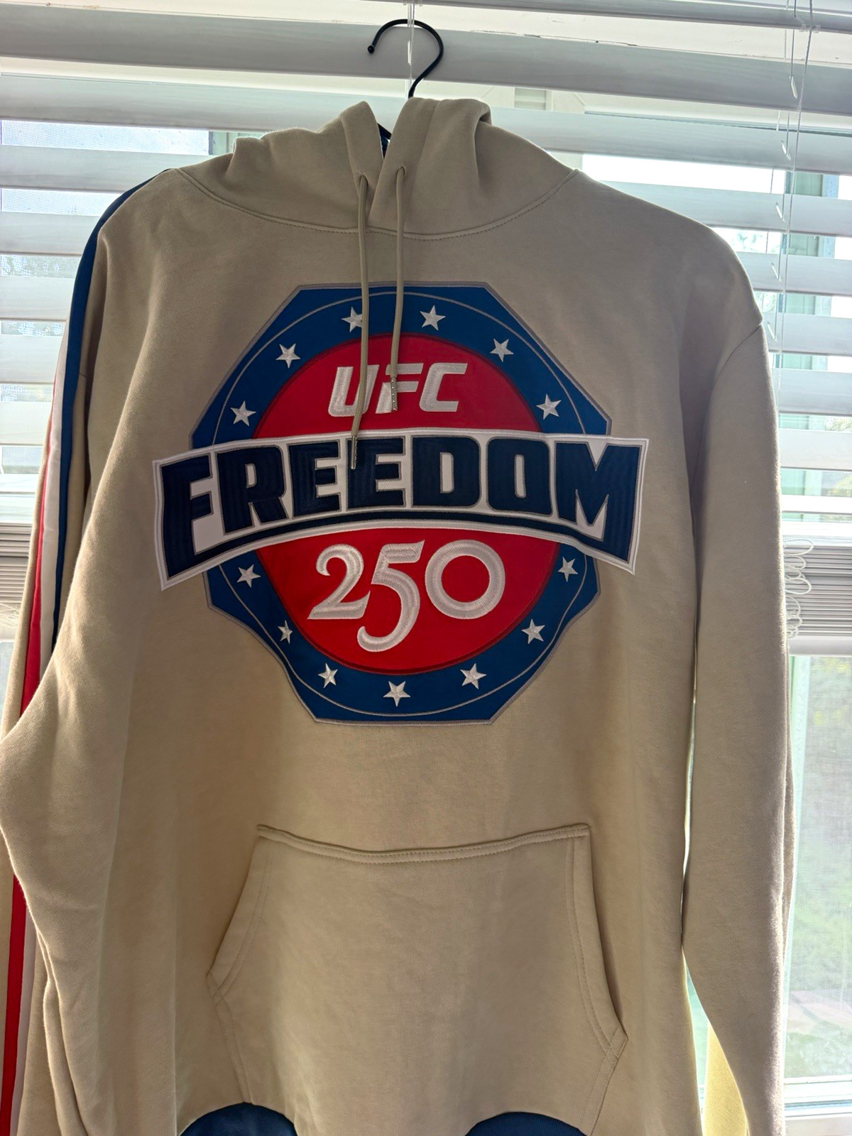 Men's Tan UFC Freedom 250 Hoodie SIZE XL