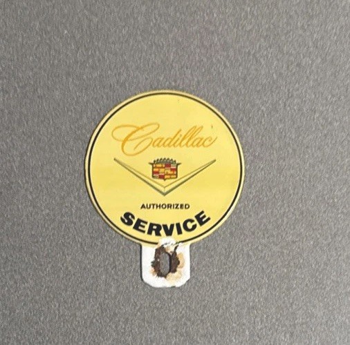 VINTAGE CADILLAC PLATE TOPPER PORCELAIN SIGN CAR GAS OIL TRUCK MOTORCYCLE VINTAGE CADILLAC PLATE TOPPER PORCELAIN SIGN CAR GAS OIL TRUCK MOTORCYCLE