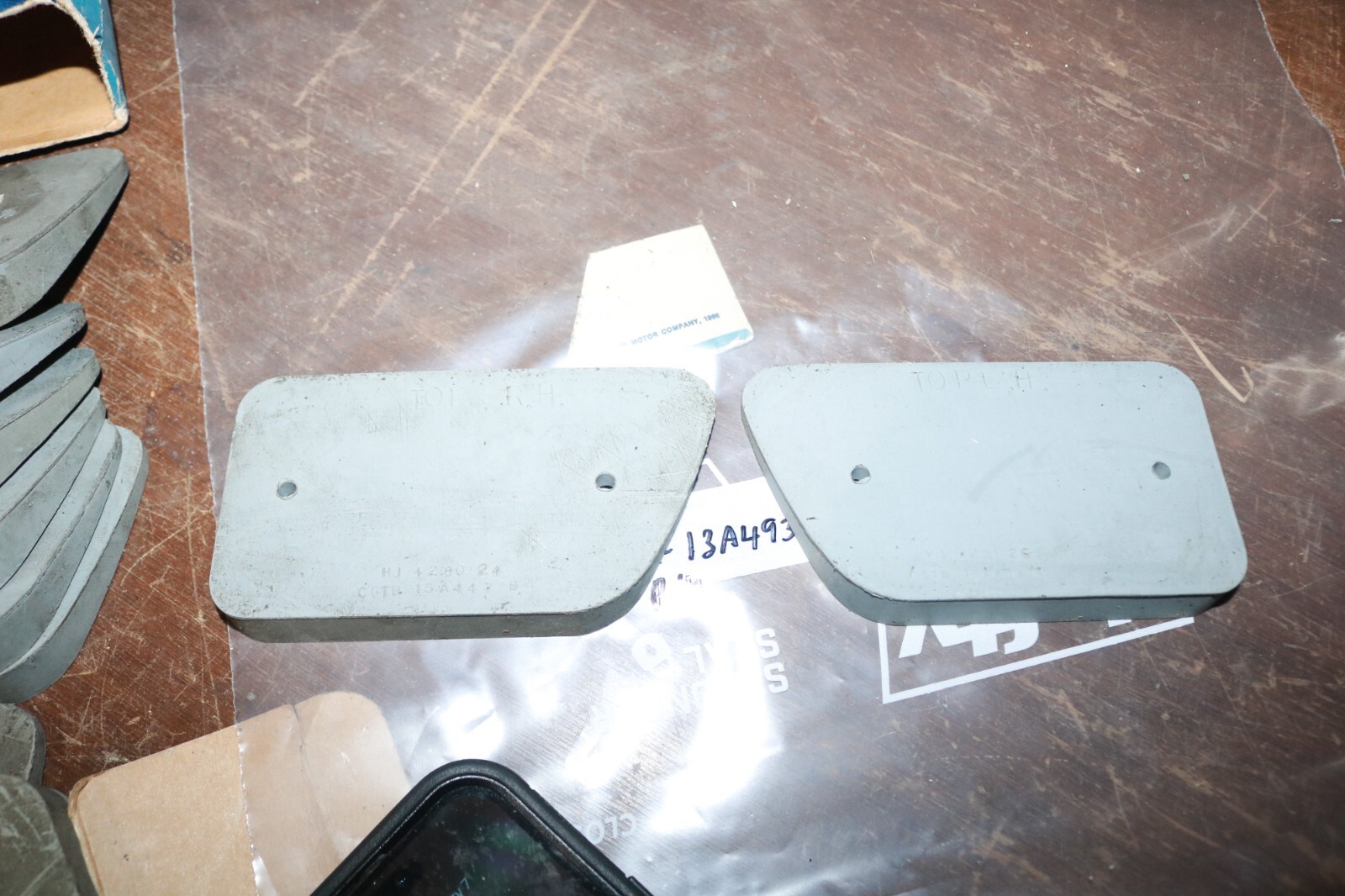 NOS Ford 1968 - 69 F series pickup Bronco rear reflector mounting pad L/H + R/H