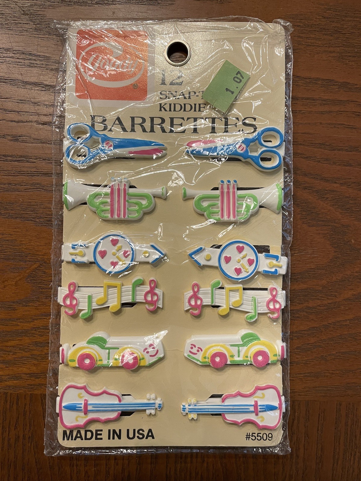 Vintage Goody Snap-Tight Kiddie Barrettes 12 Vintage 1970s Music Notes NOS Vintage Goody Snap-Tight Kiddie Barrettes 12 Vintage 1970s Music Notes NOS
