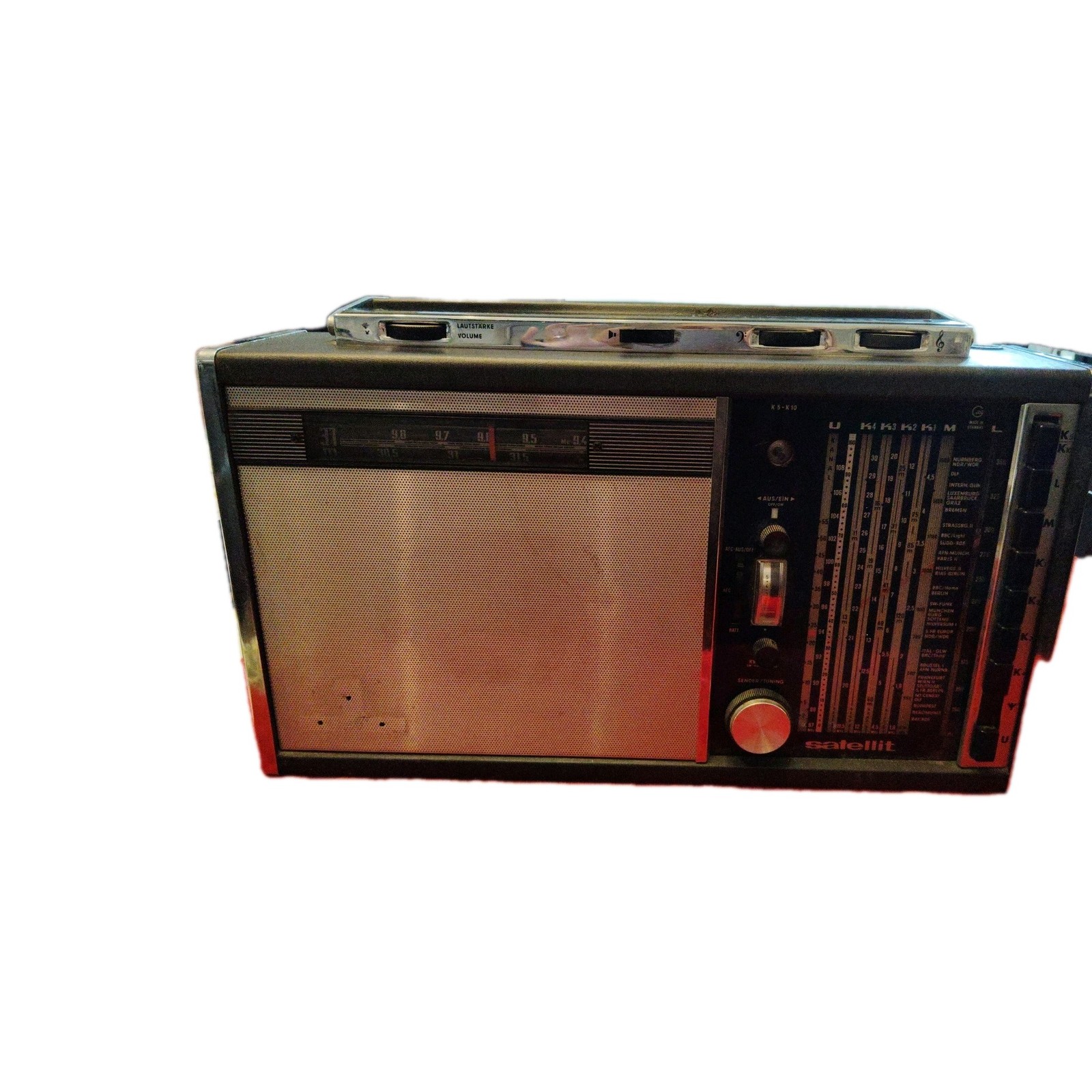 grundig satellite radio