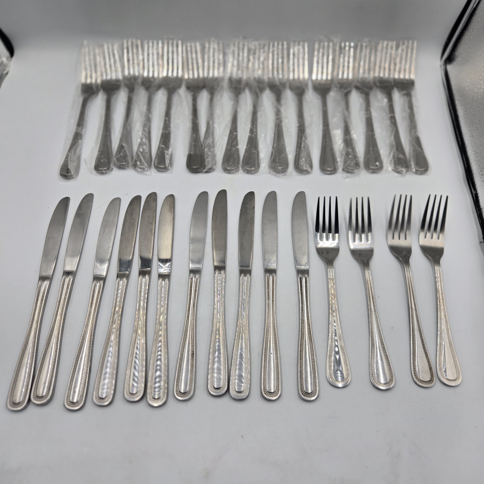 Vintage Edward Don Company Beaded Border Pattern Flatware 31 Pieces