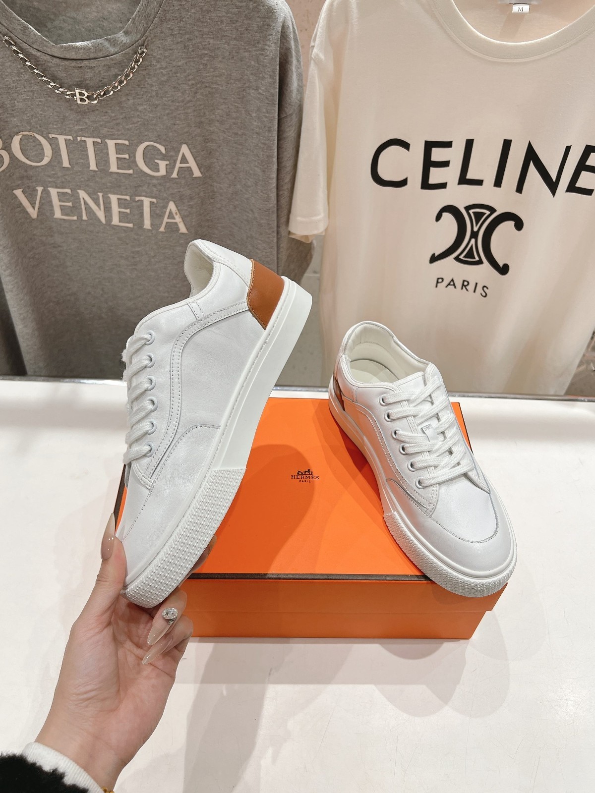 Hermes Day Sneaker Men's White Brown Leather Luxury Casual Shoes Trainers Hermes Day Sneaker Men's White Brown Leather Luxury Casual Shoes Trainers