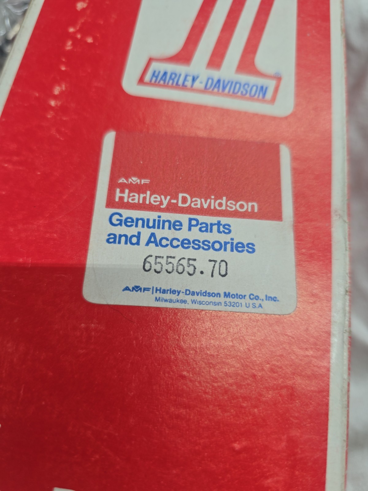 AMF,NOS,OEM,HARLEY-DAVIDSON SHIELD 65565-70