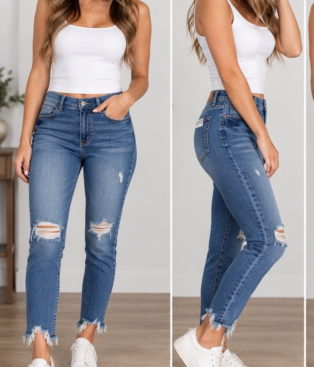 Judy Blue Women’s Skinny Slim Fit Jeans Medium Wash Blue Distressed Raw Hem NWT