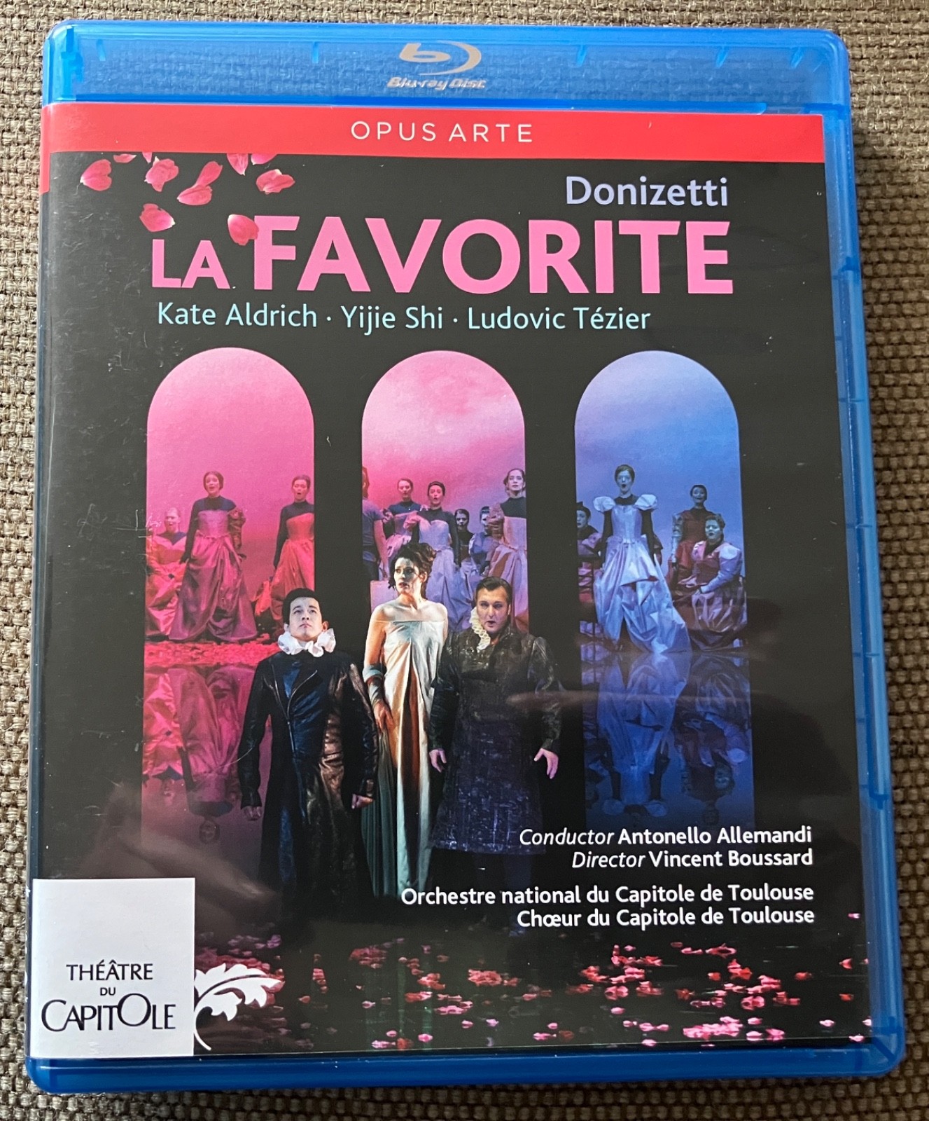 La Favorite: Théâtre Du Capitole De Toulouse (Allemandi) Blu-ray - All Regions La Favorite: Théâtre Du Capitole De Toulouse (Allemandi) Blu-ray - All Regions
