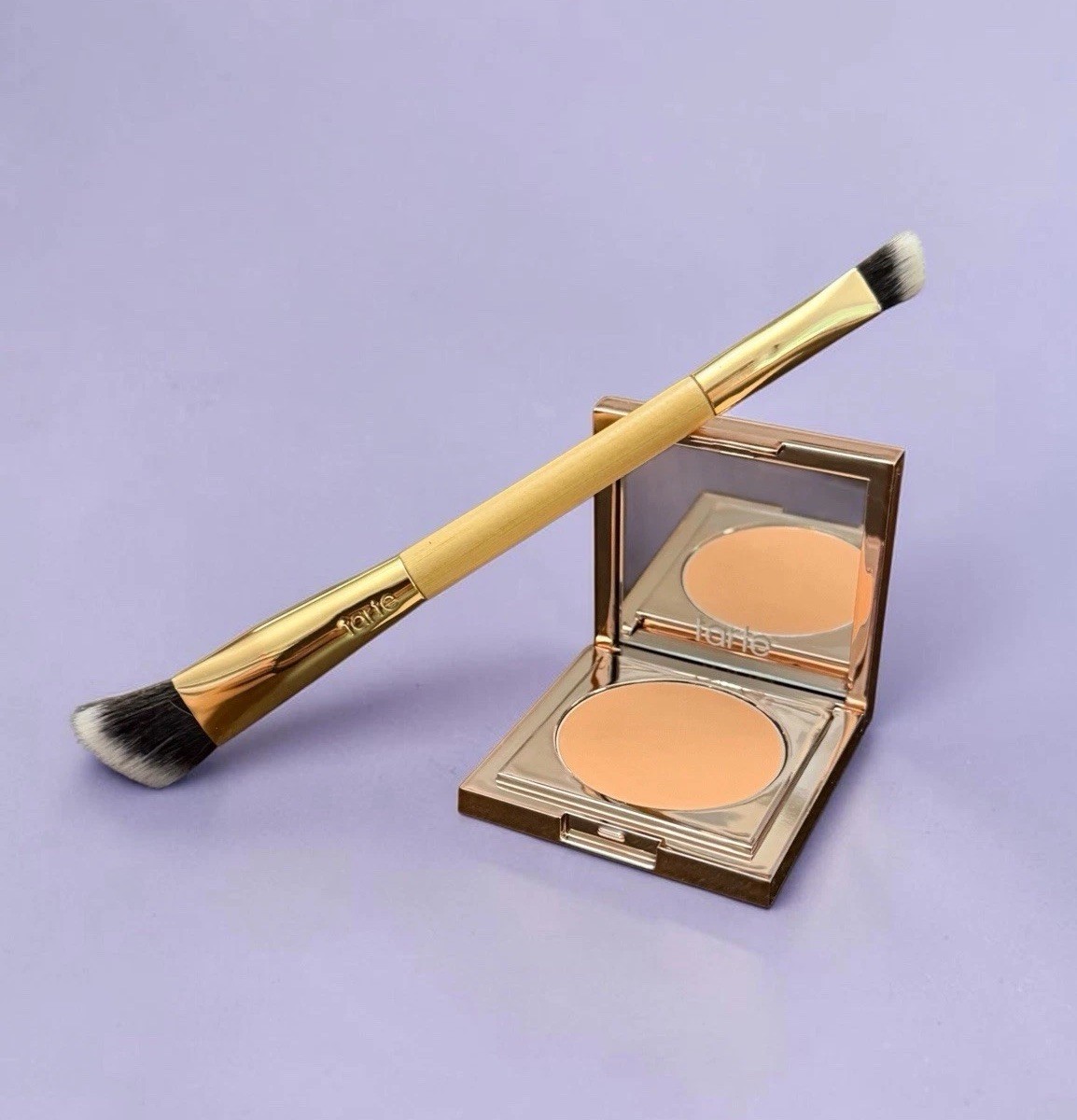 Tarte Dark Circle Defender Eye Corrector Concealer LIGHT-MEDIUM PEACH & Brush