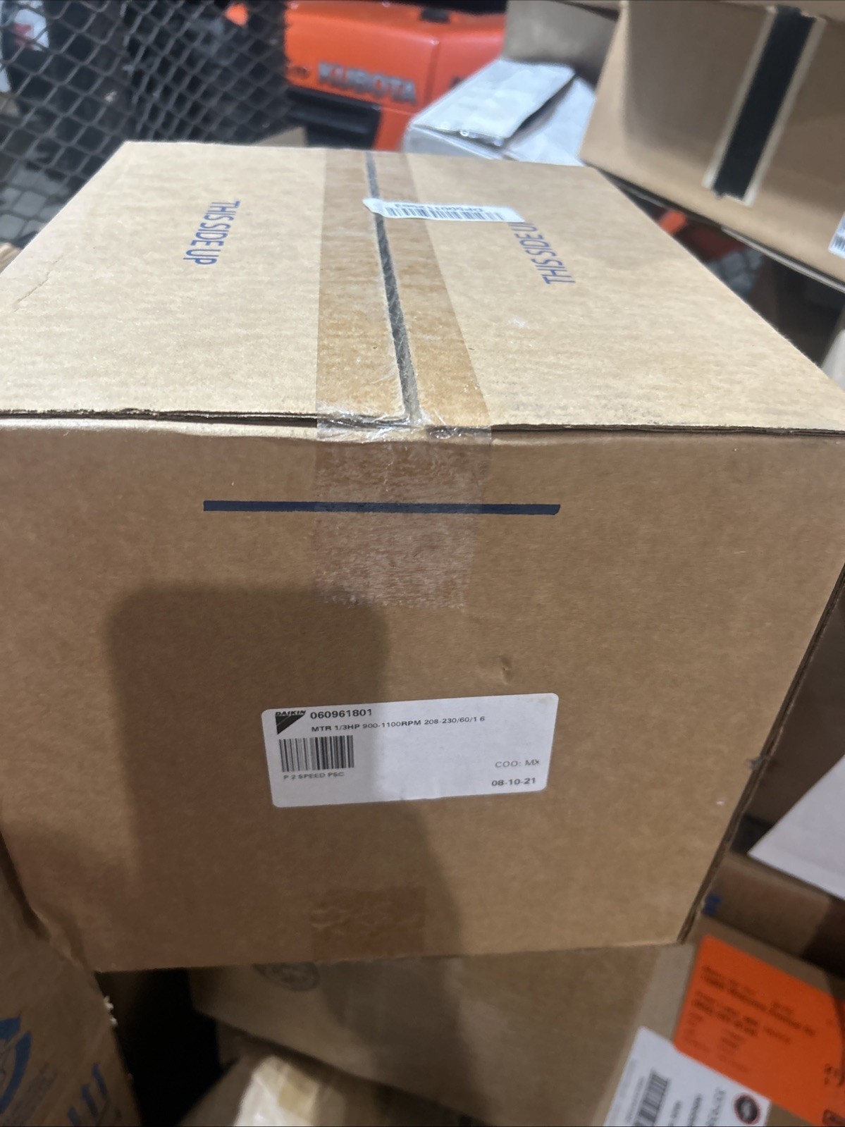 DAIKIN McQuay 060961801 PSC Motor 1/3 HP 900-1100rpm 208-230/60/1 6-PL 2-Speed DAIKIN McQuay 060961801 PSC Motor 1/3 HP 900-1100rpm 208-230/60/1 6-PL 2-Speed