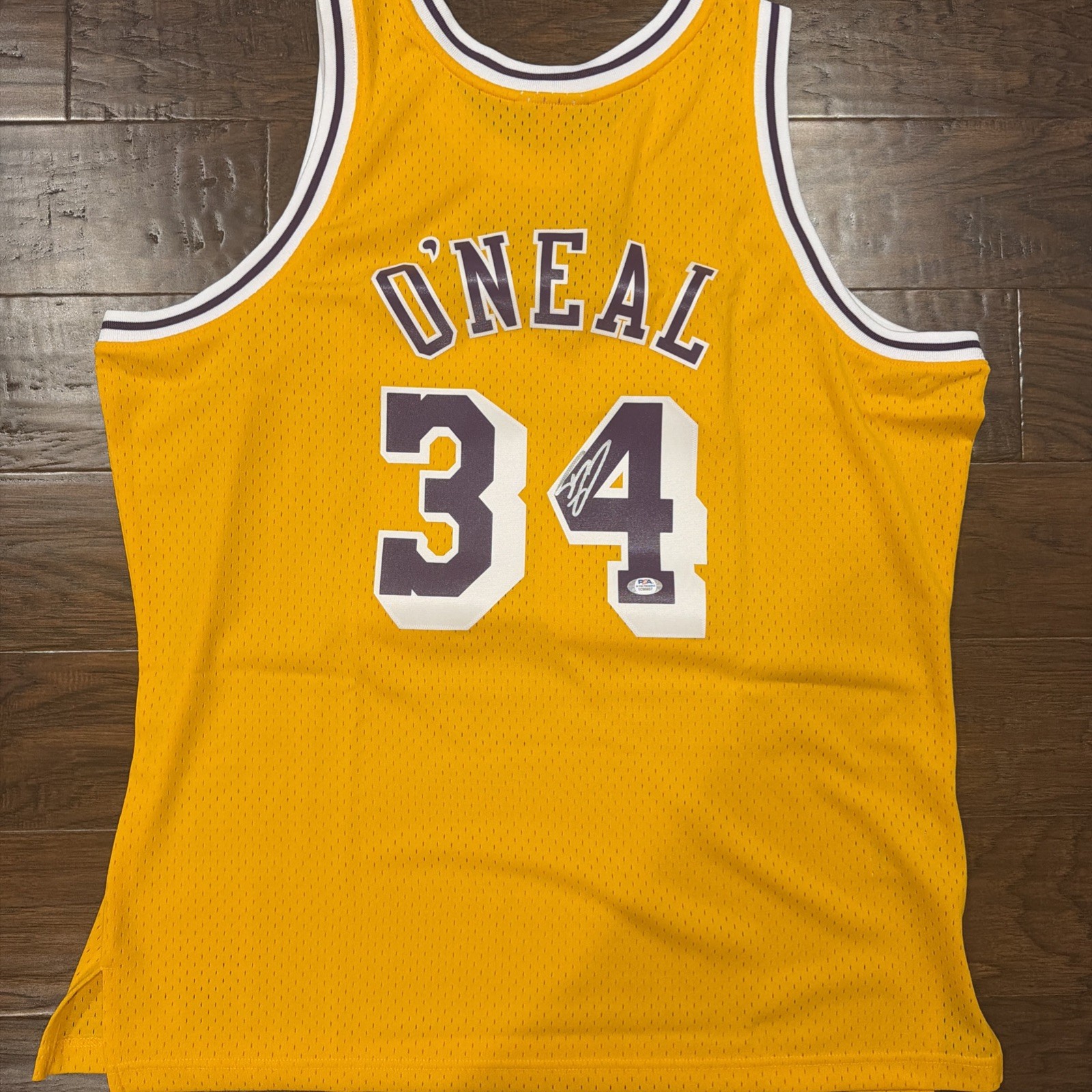 SHAQUILLE O’NEAL SIGNED MITCHELL & NESS 1996-97 SWINGMAN LAKERS SHAQ PSA COA