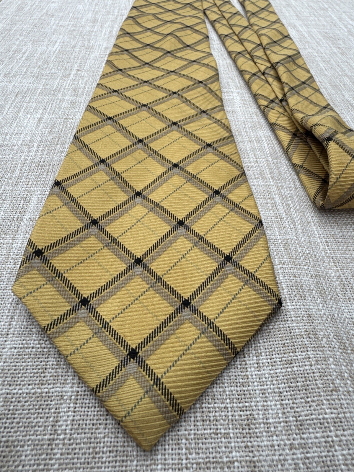 * Tom James Men\'s Extra Long Silk Tie Yellow Plaid Check Corporate Image Tall XL
