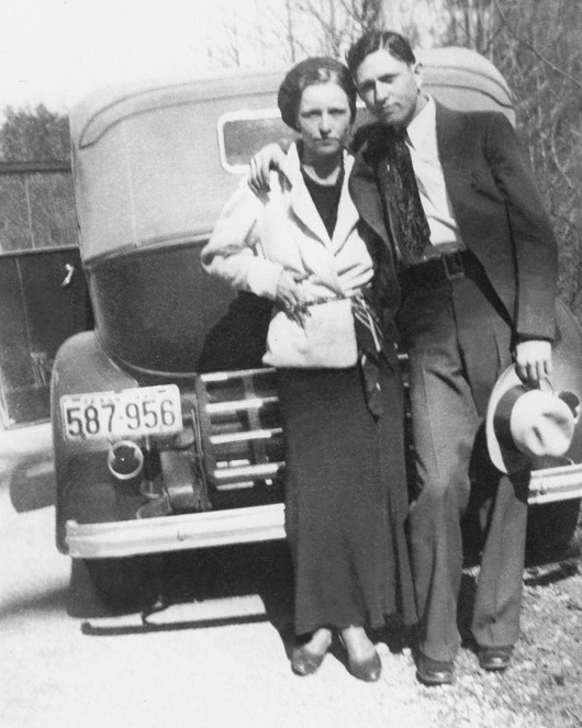 1933 BONNIE and CLYDE Glossy 8x10 Photo Criminals and Bank Robbers Print 1933 BONNIE and CLYDE Glossy 8x10 Photo Criminals and Bank Robbers Print