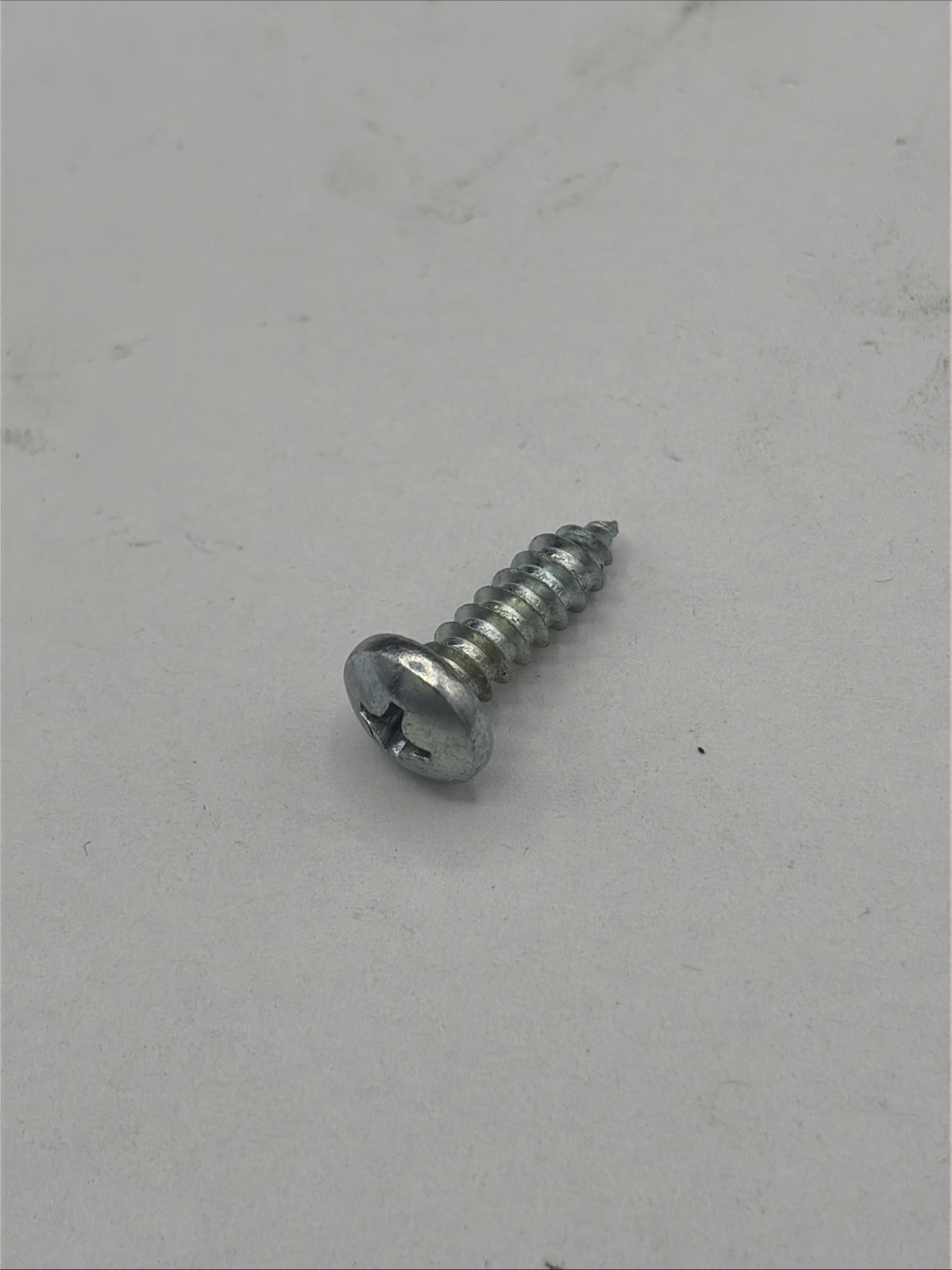 QTY 100, #10 x 5/8 Phillips Pan Head Type AB SMS Zinc NOS