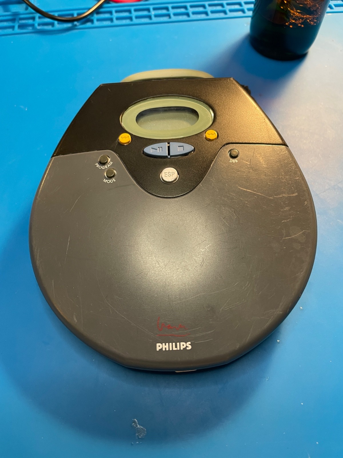 Philips Michael Graves Designed Collectable Portable CD Player MG-9218-17