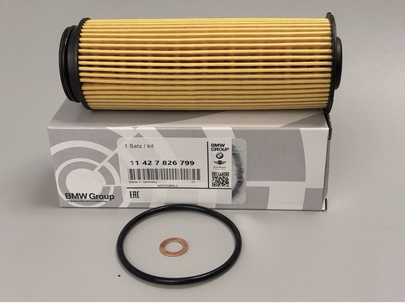 Genuine BMW Engine Oil Filter Element 11427826799 11428583898