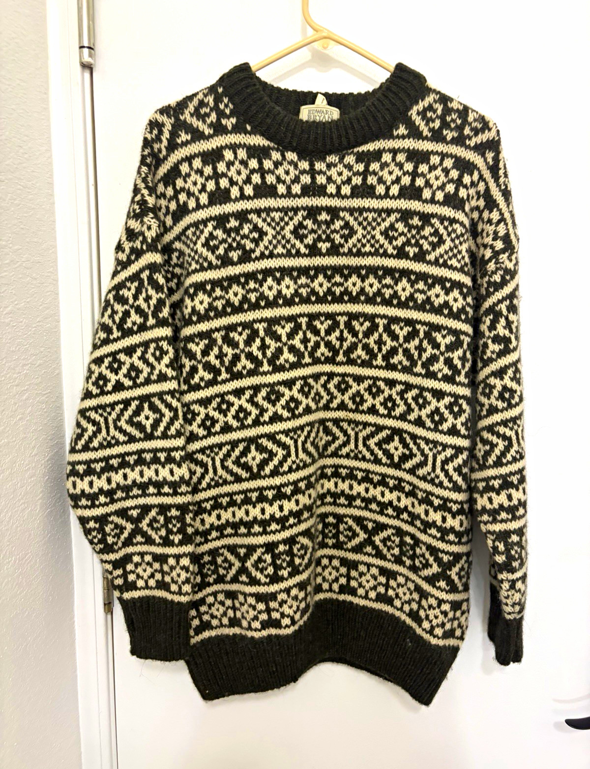 Vintage Edward Bryan Men\'s Wool Alpaca Knit sweater from England  Vintage Edward Bryan Men\'s Wool Alpaca Knit sweater from England 