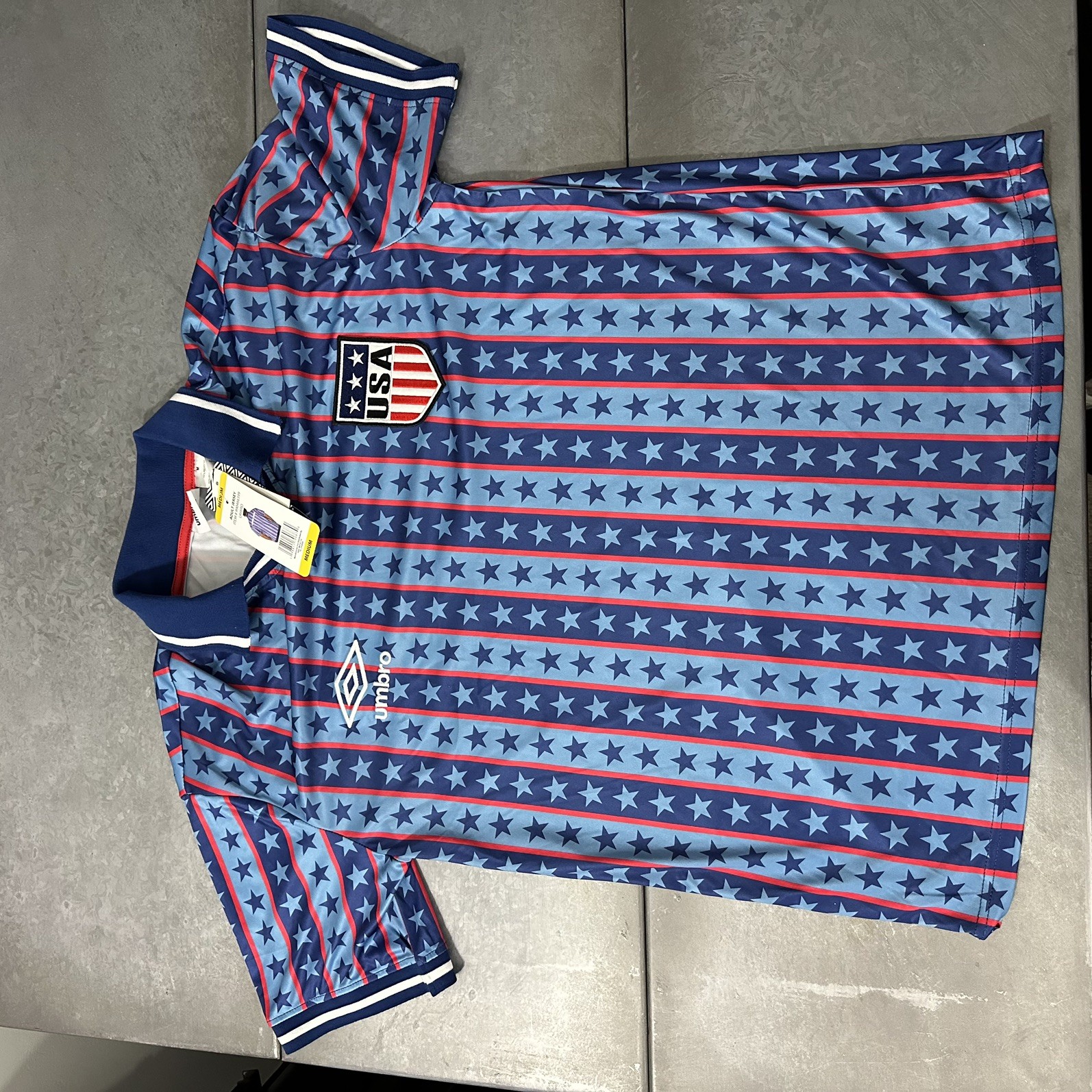 Umbro Men’s USA Stars & Stripes Soccer Polo Jersey Medium Blue NWT