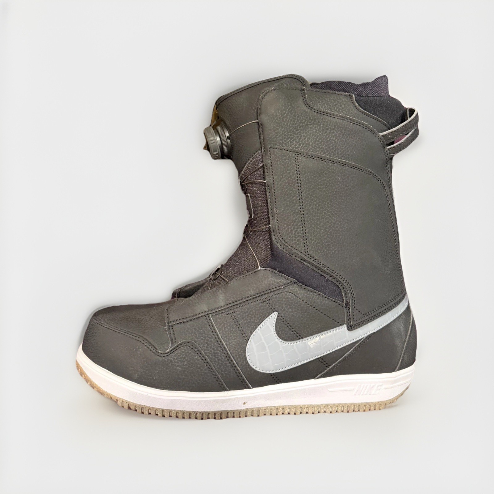 Rare Dead Stock Nike Vapen Snowboard Boots 