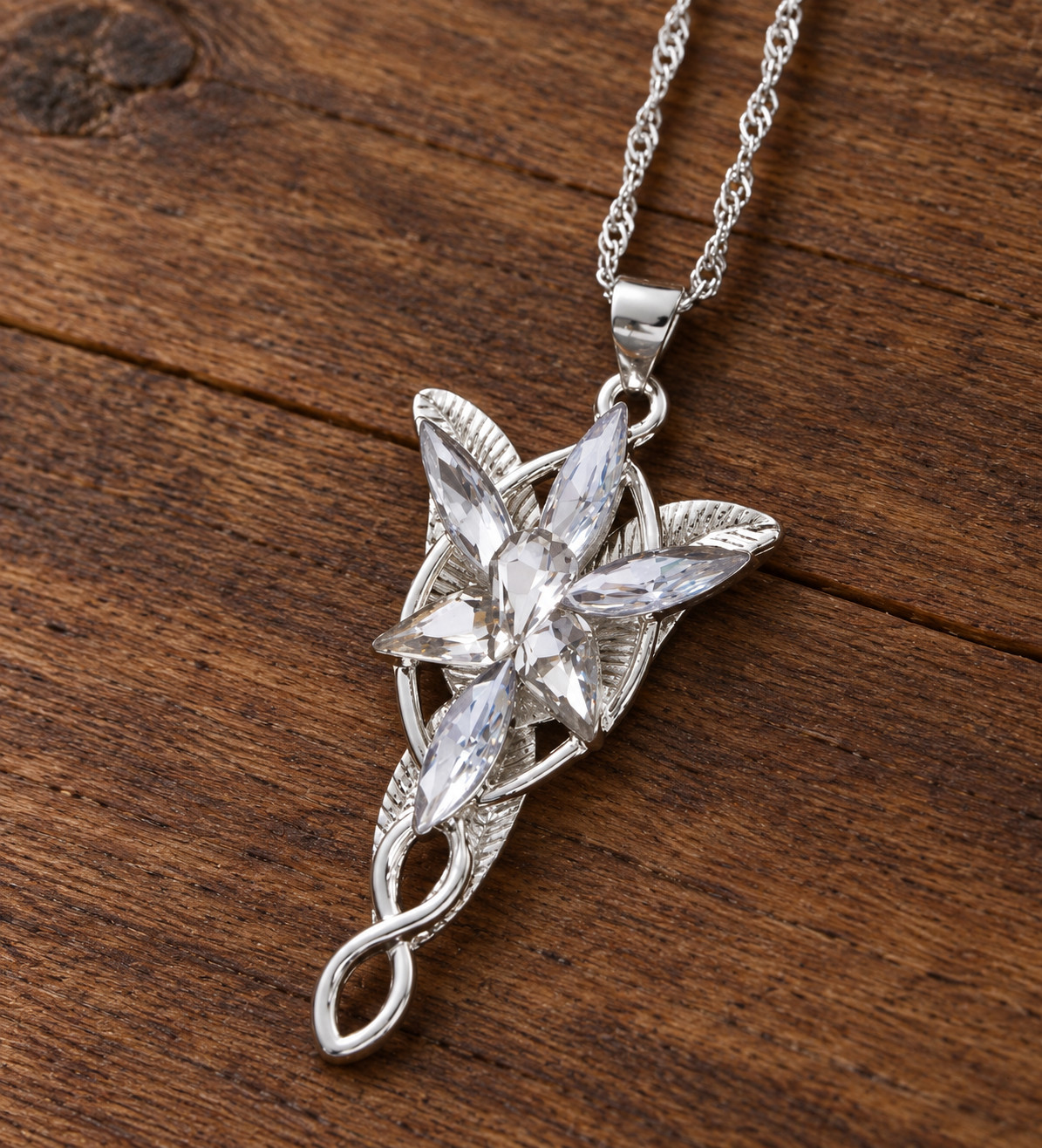 The Lord of the Rings Arwen Evenstar Pendant Necklace Crystal Silver Chain
