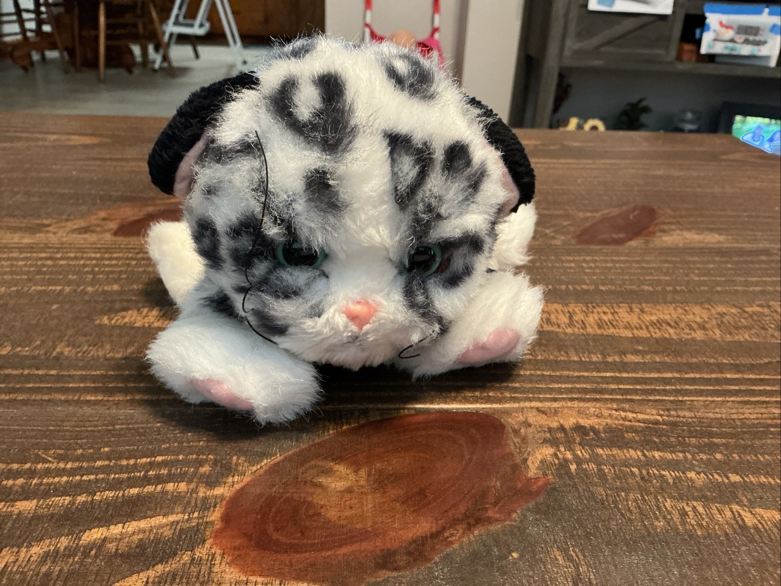 Vintage Tyco Kitty Kitty Kittens Jungle Snow Leopard Vintage Tyco Kitty Kitty Kittens Jungle Snow Leopard