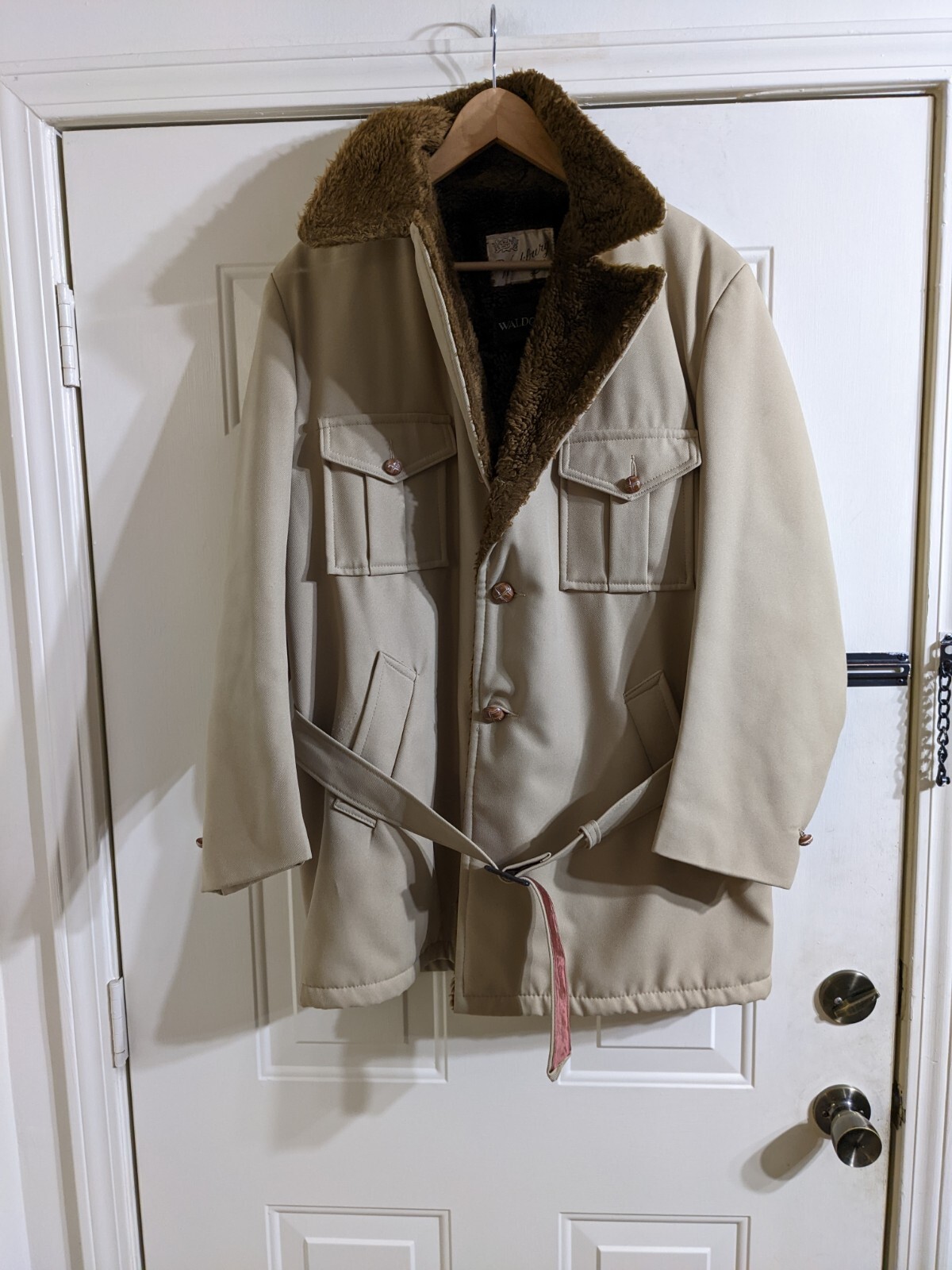 Vintage Wickbury Ltd. Men\'s Medium 70\'s Overcoat Faux Fur Lined With Waist Belt.
