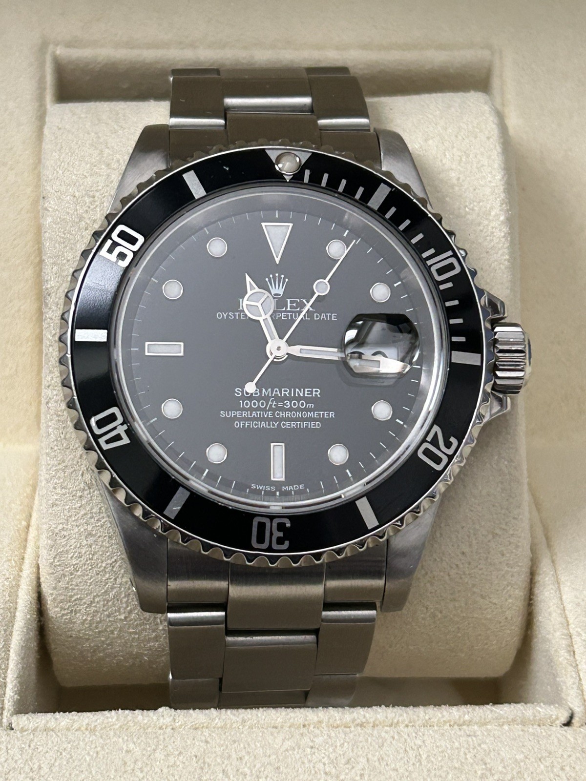 Rolex Submariner Date BLACK Stainless Steel 40mm 16610 Oyster Date Watch