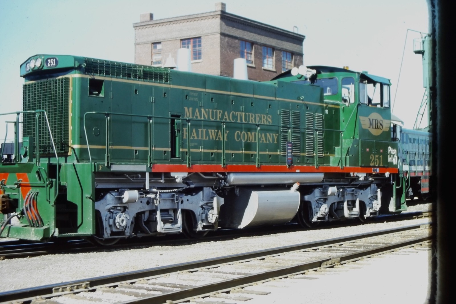 Original Kodak Slide MRS Manufacturers Railway Demo MP15 Diesel at S. Louis 1975