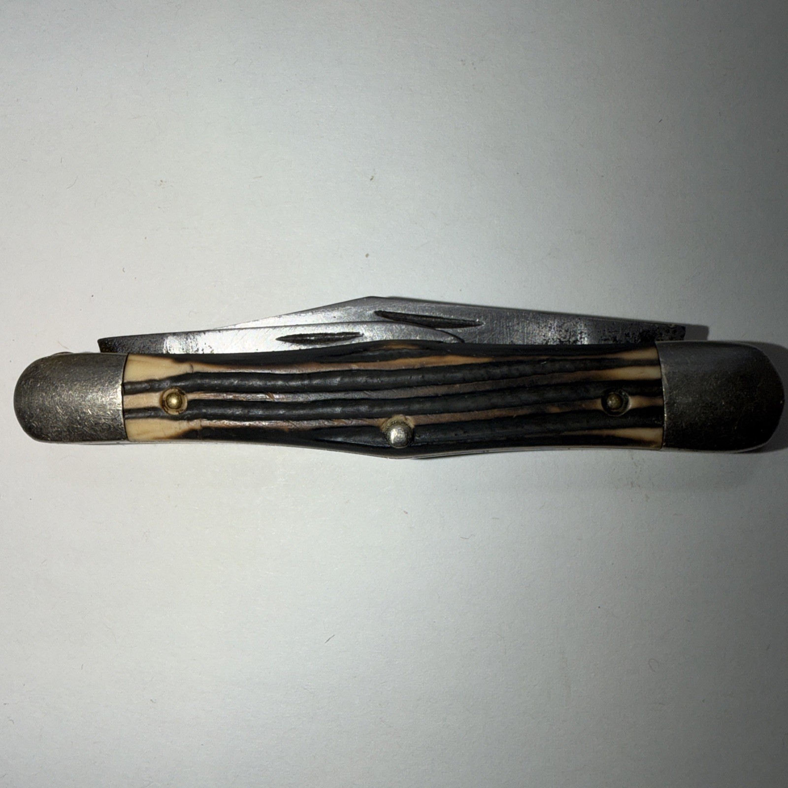 Vintage Amer. 3-blade Jack Knife 3 1/2” Bone Handles Brass Liners 1 Broken Blade