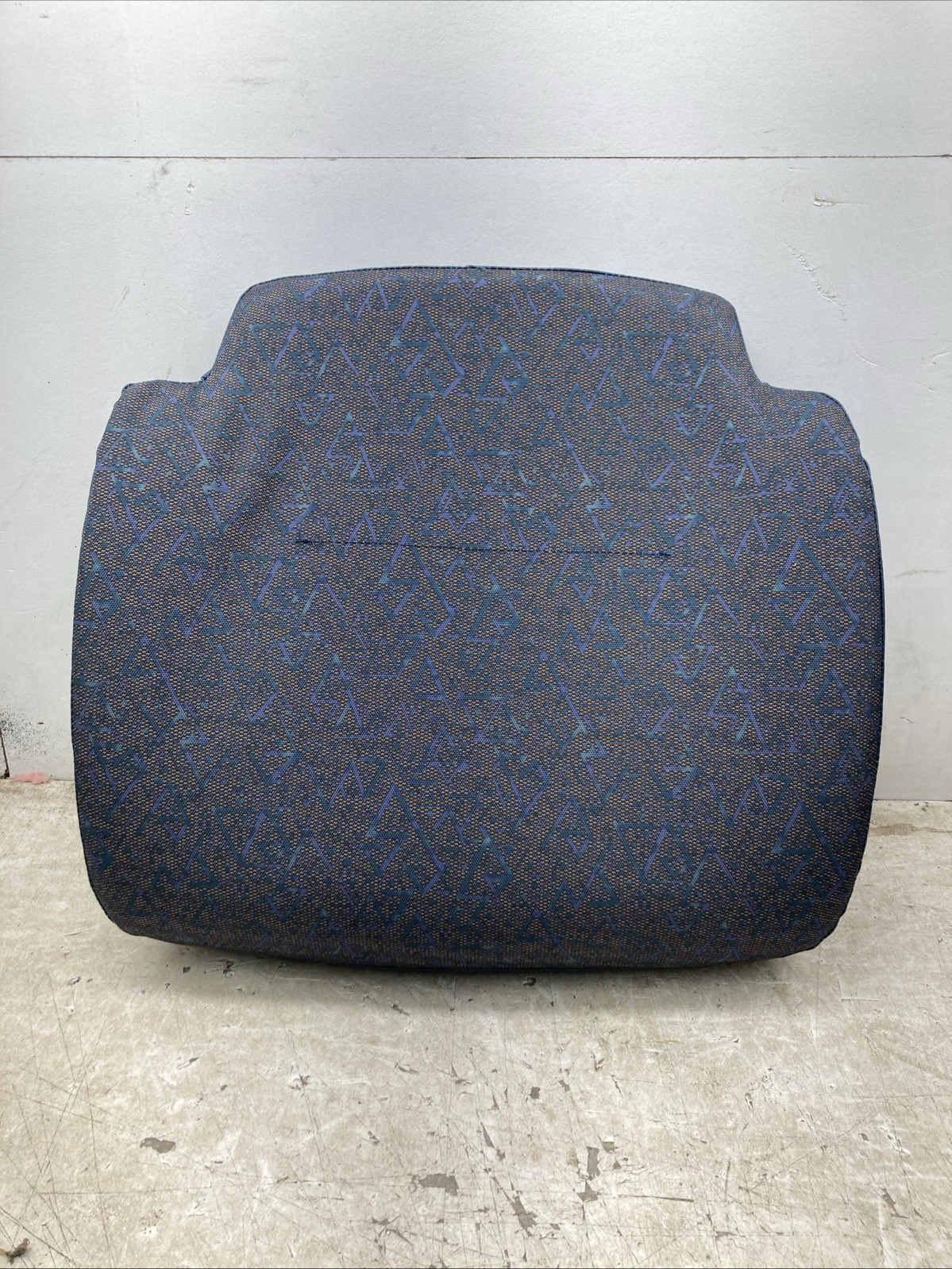 Genuine International Seat Cushion w/Upholstery 2587098C91 (New Old Stock)